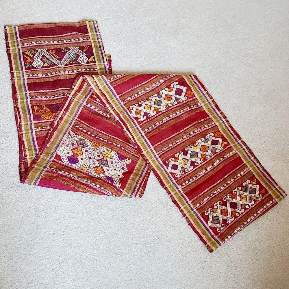 Vtg Thai Red Textile Tribal Woven Silk Cotton Wall Hanging Runner 7 yds 13